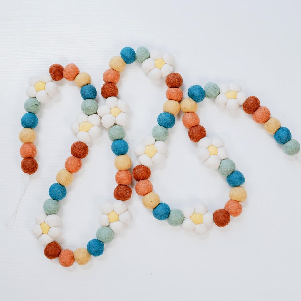 Flower Felt Ball Garland