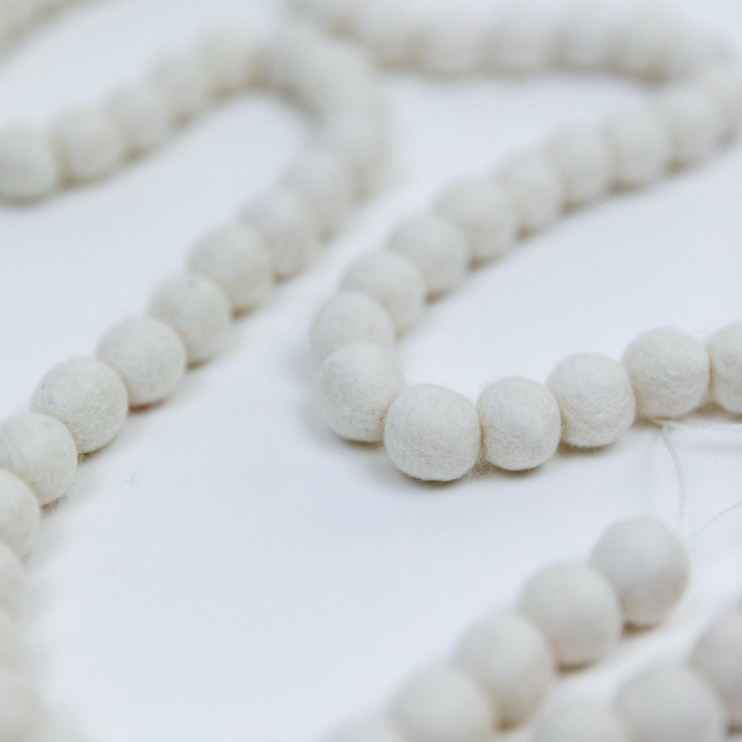 Mini Felt Ball Garland 115 100% Wool Ball Pom Pom Garland for Birthday Party Decor, Spring Banner, Bridal Shower